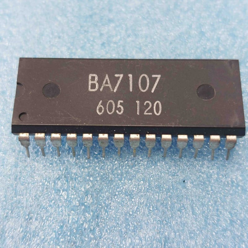 Processeur de Signal Chroma SECAM pour Magnétoscopes VHS Rohm BA7107