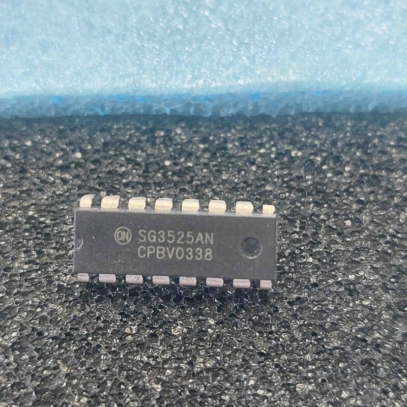 Contrôleur PWM Double Alternance Motorola SG3525AN