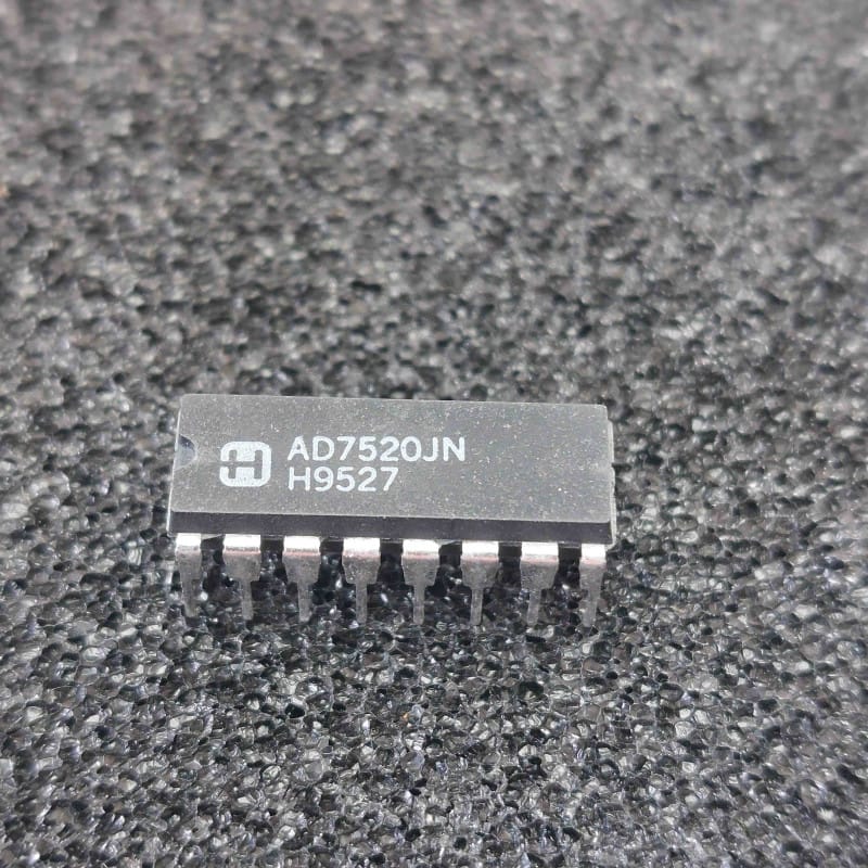 Convertisseur Numérique-Analogique (DAC) Multiplieur CMOS 10-Bit Harris AD7520JN