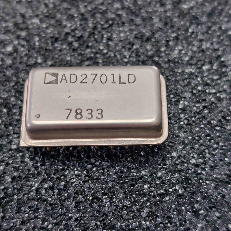 Référence de Tension de Précision Spéciale +10V Analog Devices AD2701LD