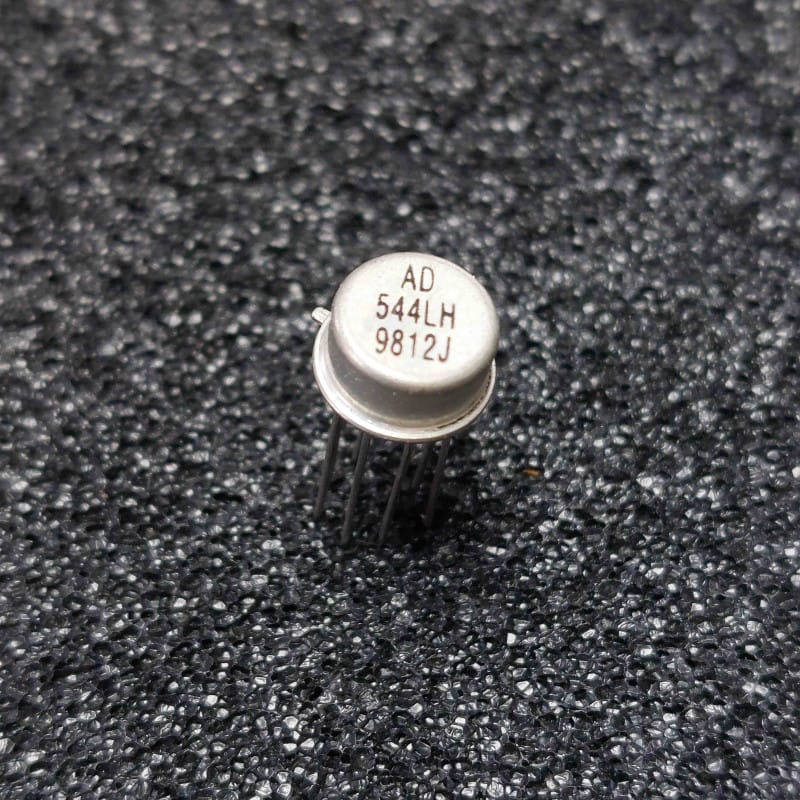 Amplificateur Opérationnel BiFET Rapide de Haute Précision Analog Devices AD544LH