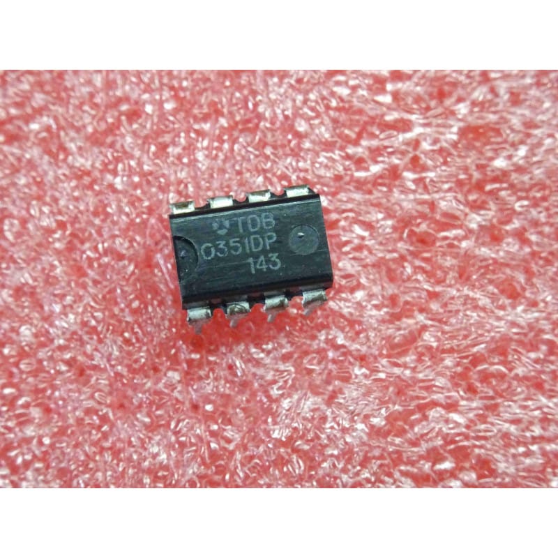 Amplificateur Opérationnel JFET à Faible Bruit Thomson TDB0351DP