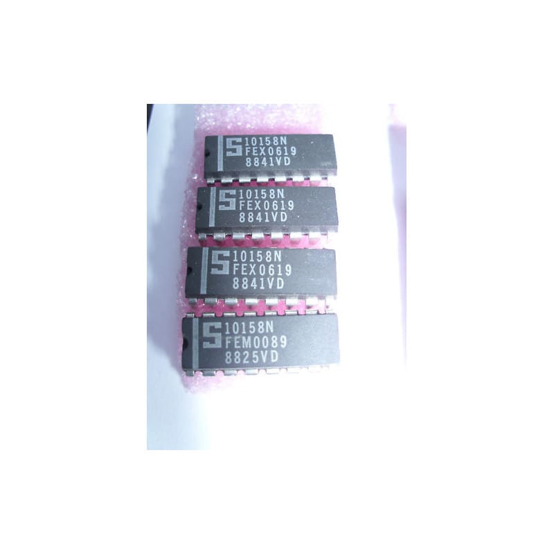 Multiplexeur de Données 2-Bit Quadruple MC10158N Signetics