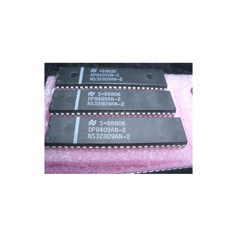 Contrôleur de Mémoire Dynamique (DRAM) National Semiconductor DP8409AN-2