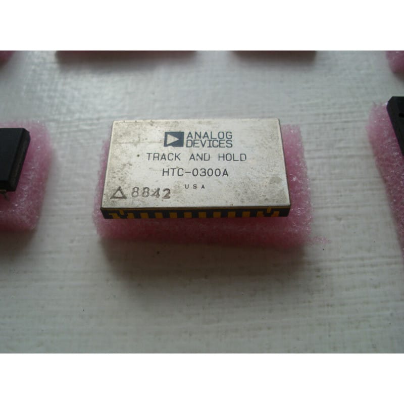 Échantillonneur-Bloqueur (S/H) Analog Devices HTC-0300A
