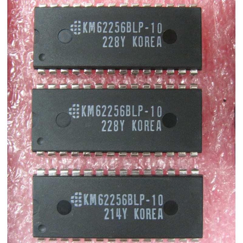 Mémoire SRAM CMOS Samsung KM62256BLP-10