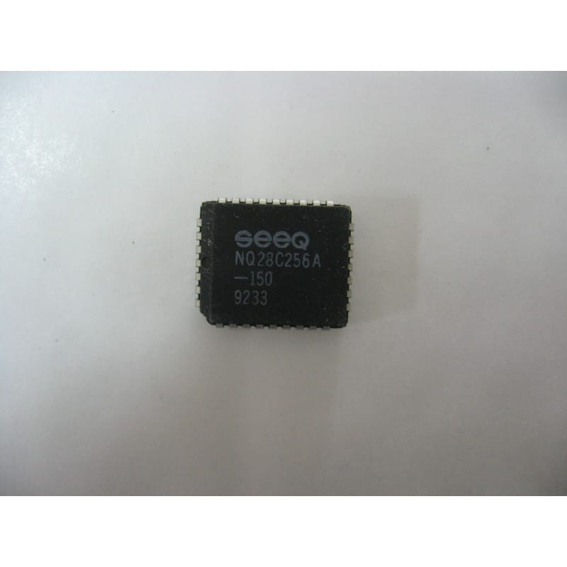 Mémoire EEPROM Parallèle CMOS 256 Kbit SEEQ NQ28C256A-150