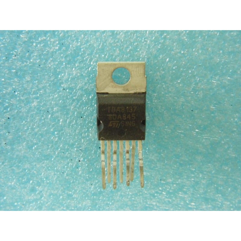 Régulateur Double 5.1V avec Fonctions Disable & Reset TDA8137 / TDA 8137