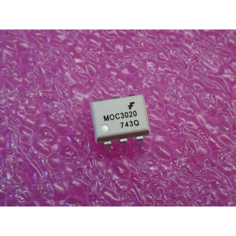 Lot de 2x IC MOC3020 / MOC 3020 - Opto-Triac / Photocoupleur de Commande Sécurisée