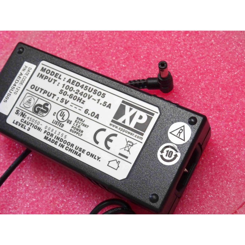 Alimentation XP Power AED45US05 - 5V / 6A (30W) - Sortie Haute Performance