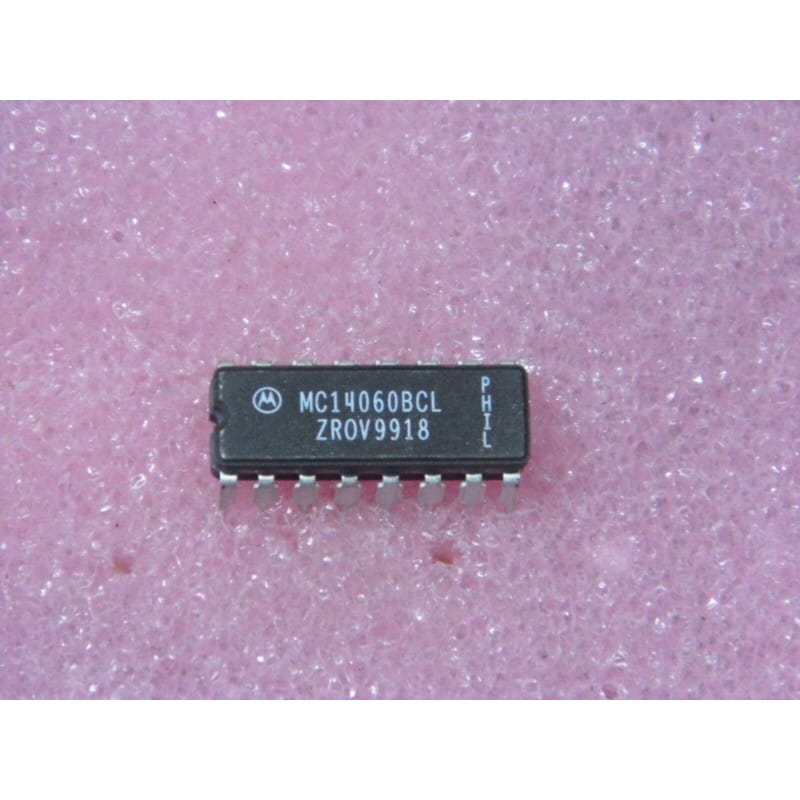 MC14060BCL / MC 14060 BCL - Compteur / Diviseur Binaire 14 Étages et Oscillateur CMOS CDIP-16
