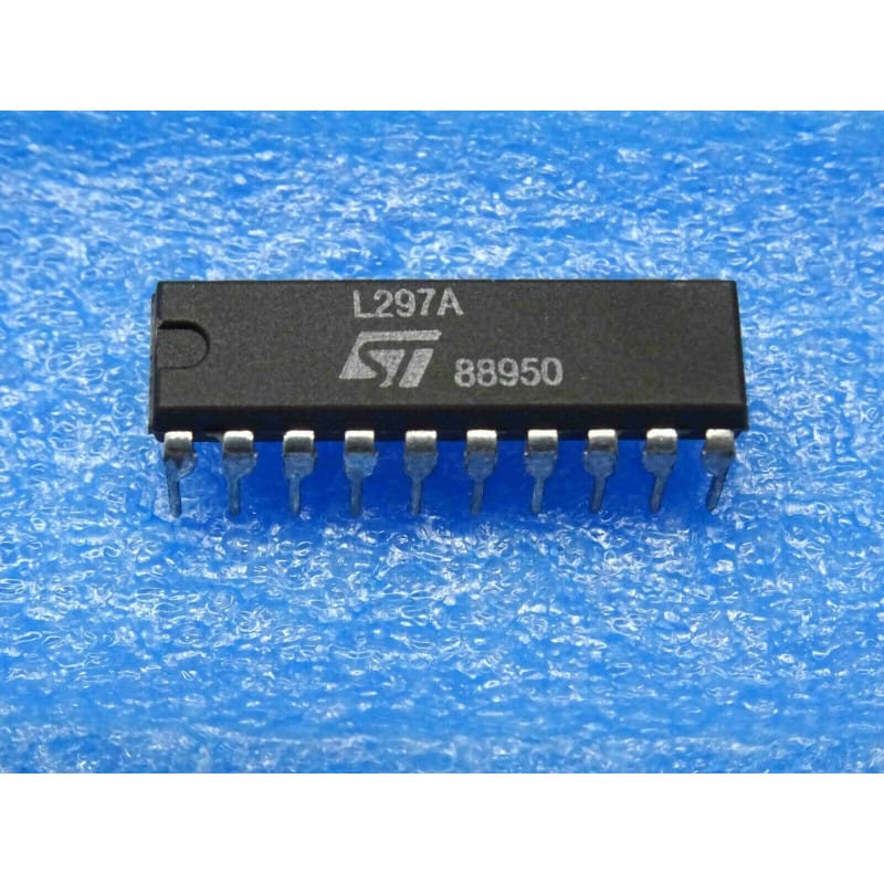 ci L 297 A ~ ic L297A ~ stepper motor controller ~ DIP, 20-Pin   (CDP1)