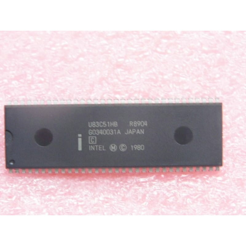 U83C51HB (Intel) - Microcontrôleur (Boîtier DIP-64)