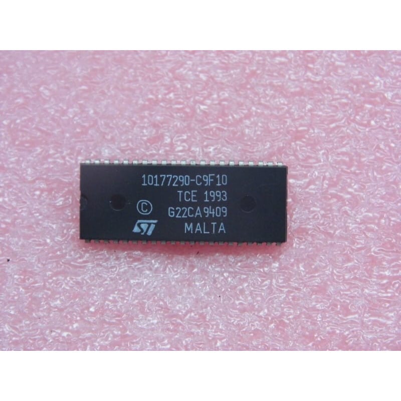 ST10177290-C9F10 (STMicroelectronics) - Microcontrôleur (Boîtier DIP-42)