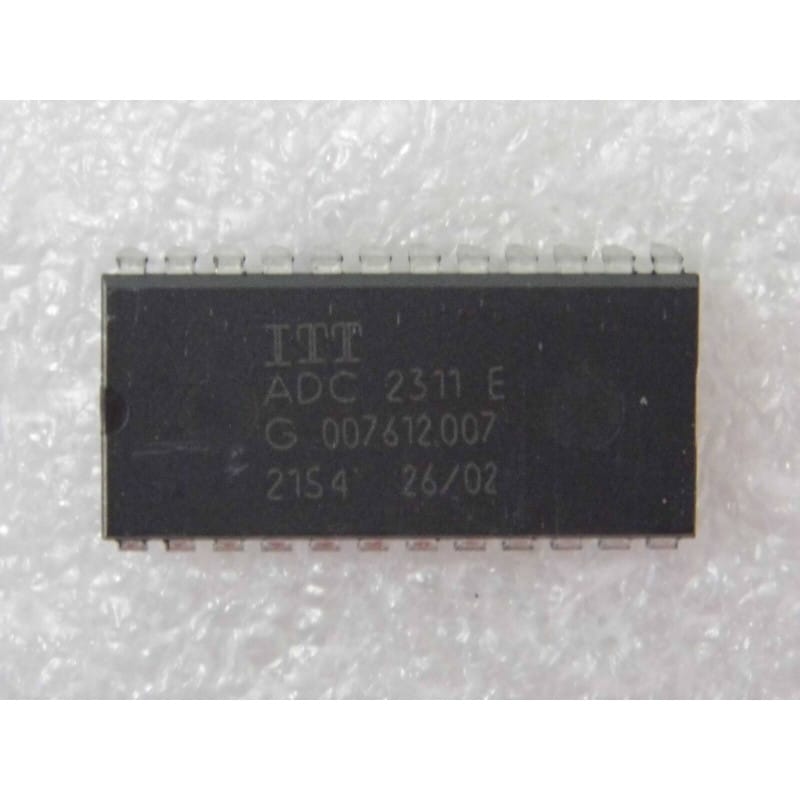 ADC2311E (ITT) - Convertisseur Analogique-Numérique Audio (Boîtier DIP-24)