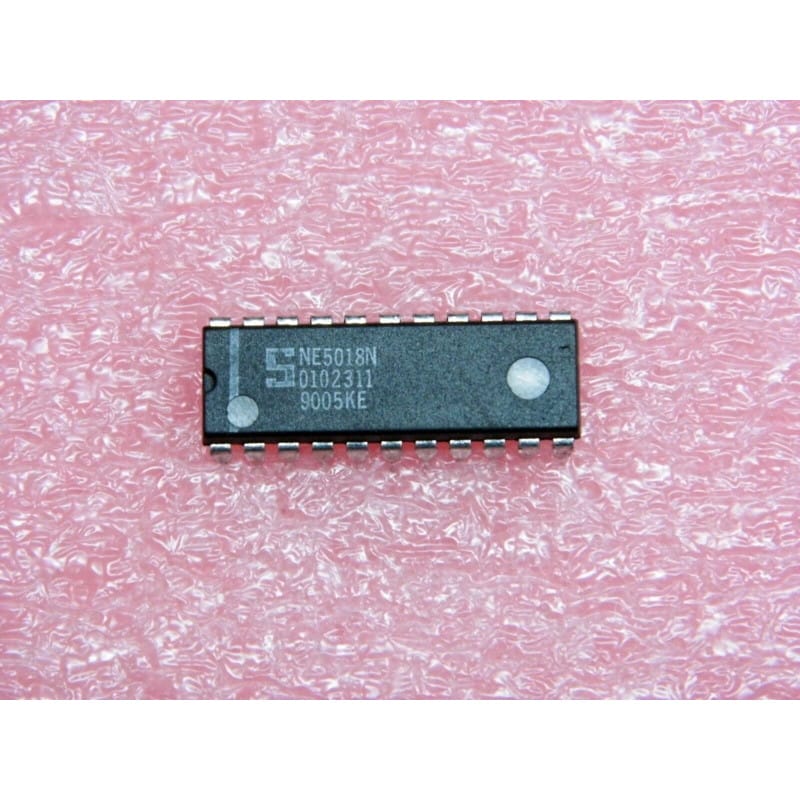 NE5018N (Signetics / NXP) - Convertisseur Numérique-Analogique 8 bits Compatible Microprocesseur (Boîtier DIP-22)