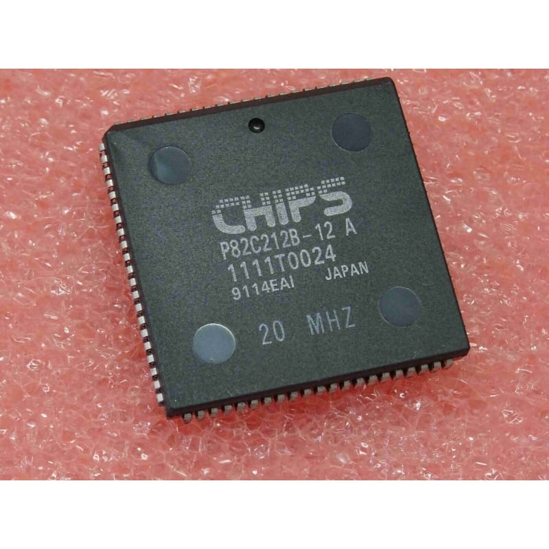P82C212B-12A (CHIPS and Technologies) - Contrôleur de Périphérique / Chipset Système (Boîtier PLCC-84)