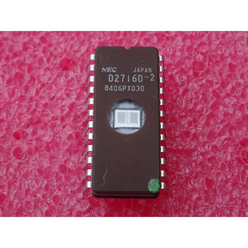 µPD2716D-2 (NEC) - EPROM 16K (2K x 8) en Boîtier Céramique (Fenêtre UV)